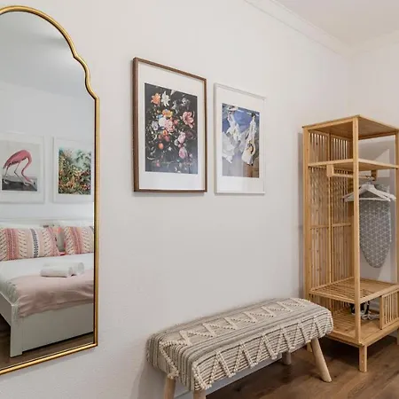 Apartment Campinho 1t - Stylish 1br By Lovelystay