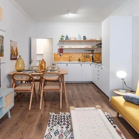 Campinho 1t - Stylish 1br By Lovelystay