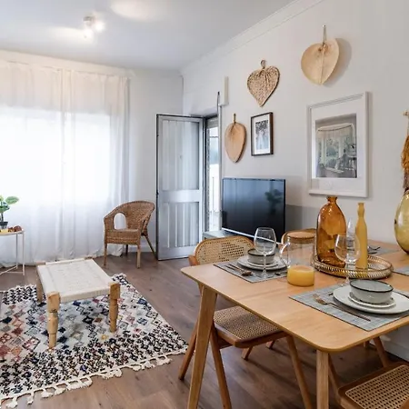 Campinho 1t - Stylish 1br By Lovelystay Apartment